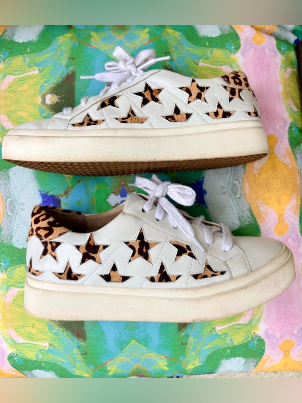 Vaneli “Yolen” White Sneakers with Leopard Star Cutouts